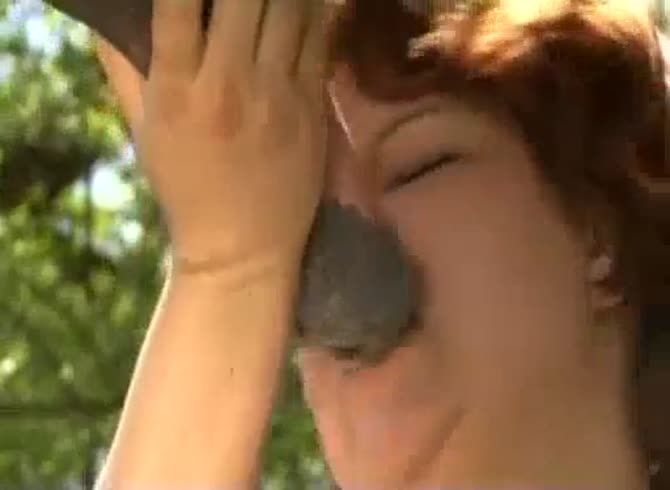 Video :Horny whore grabs horse dick and gives blowjob